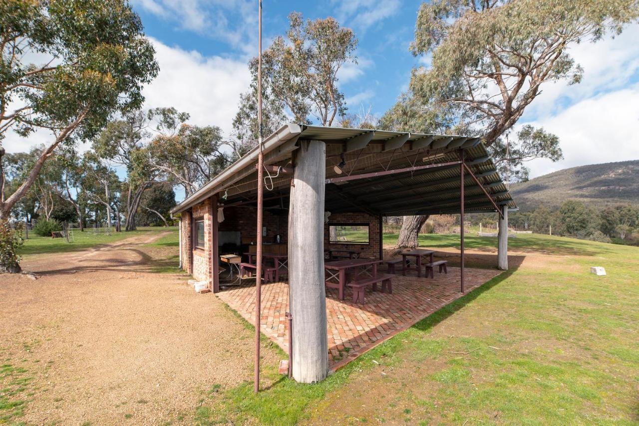 Grampians Pioneer Cottages ฮอลส์แกป ภายนอก รูปภาพ